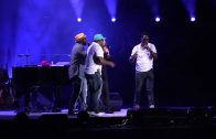 Billy Joel & Boyz II Men – The Longest Time (Live At Citizens Bank Park – August 2, 2014)
